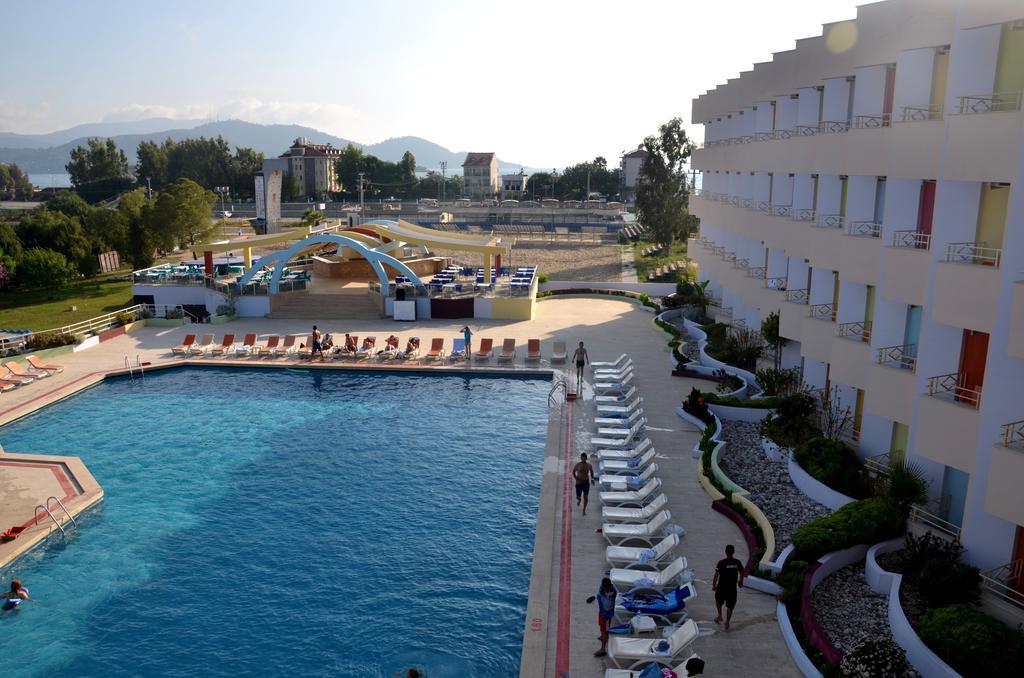 Orient Hotel 4*
